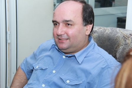Tanınmış jurnalist vəzifəsindən istefa verdi